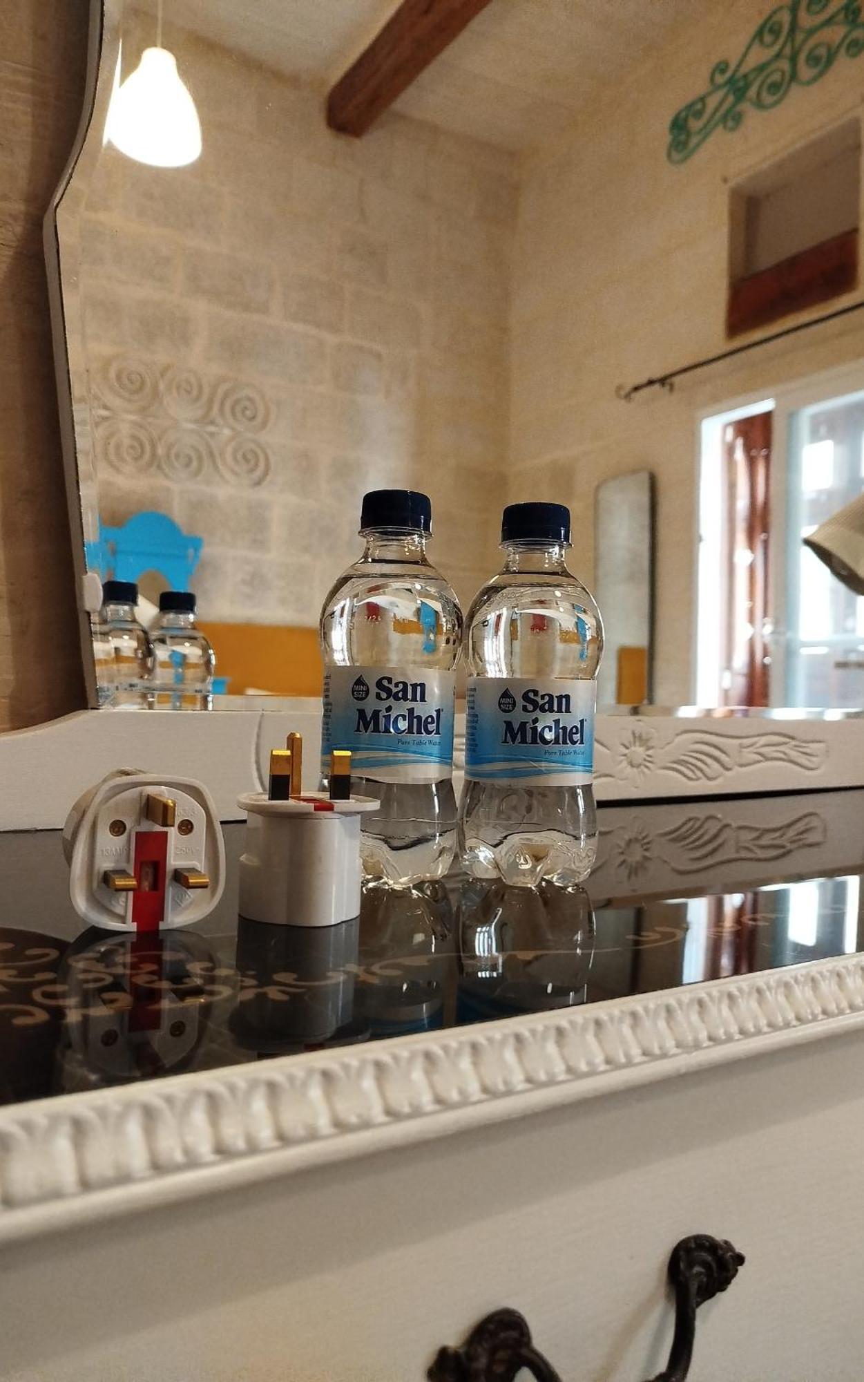 Limestone Sun Suites Sliema Esterno foto