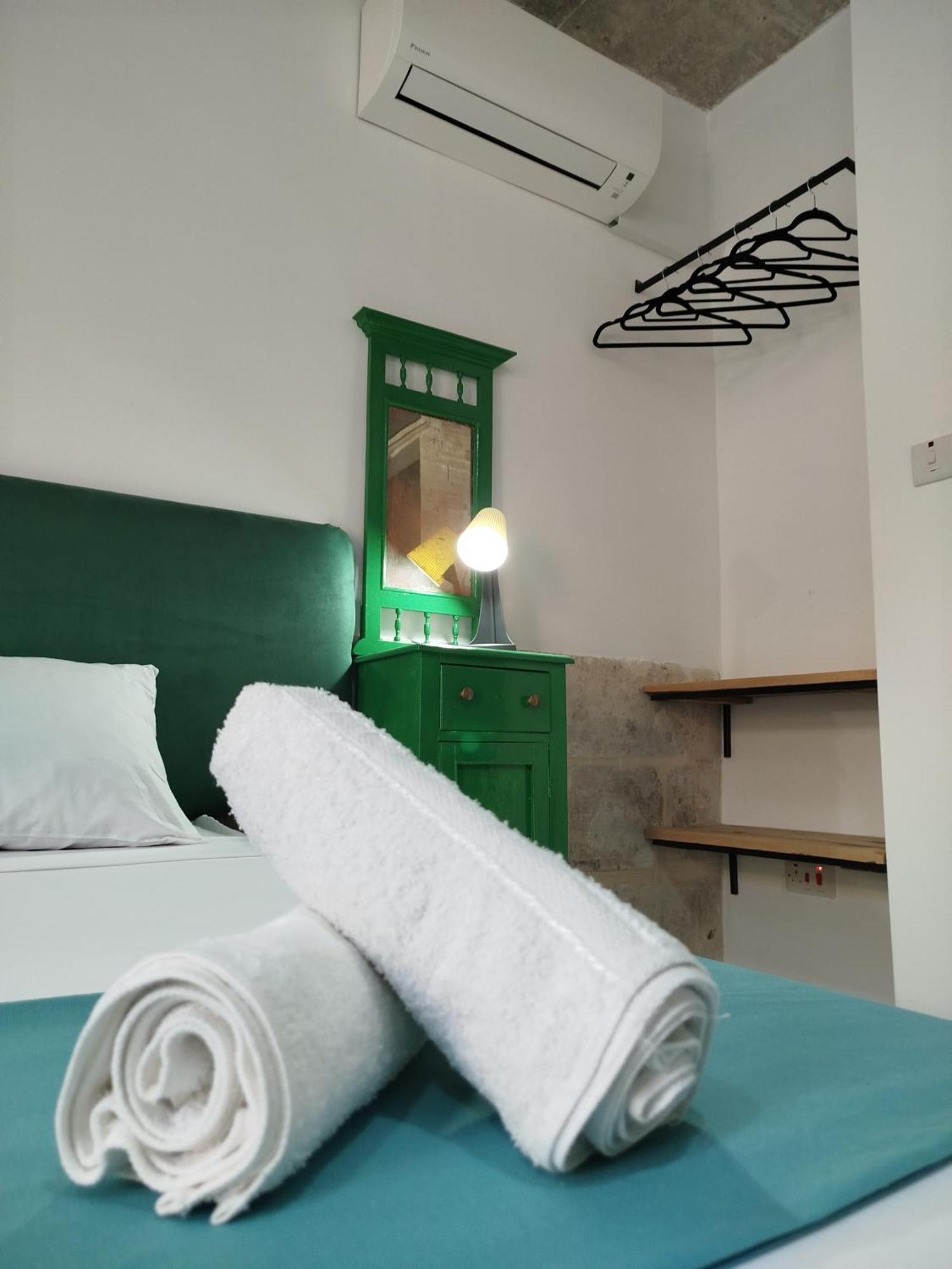 Limestone Sun Suites Sliema Camera foto